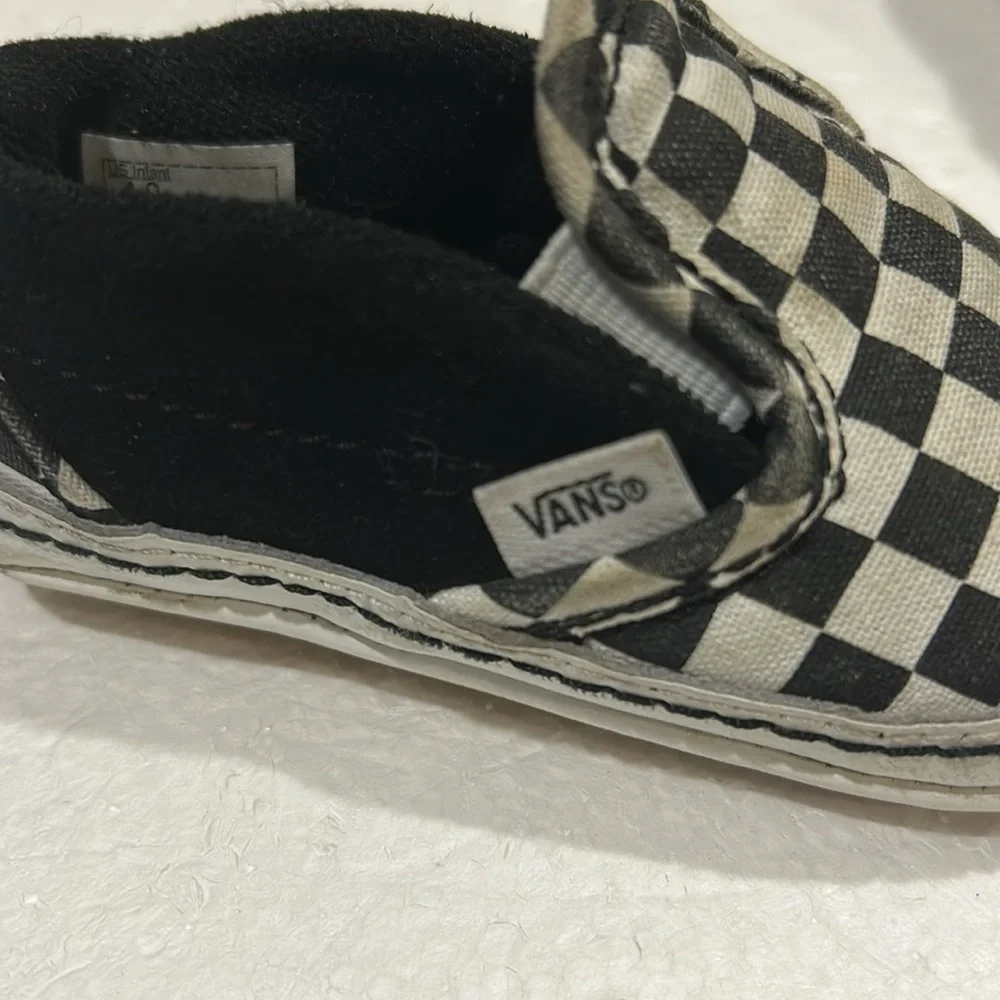 VANS infant slipOn black white classic checkered sneaker shoe loop elastic size4